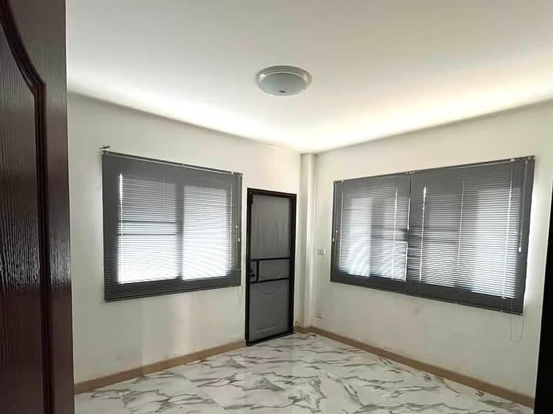 4 Bed House for Sale in Mueang Chiang Mai District