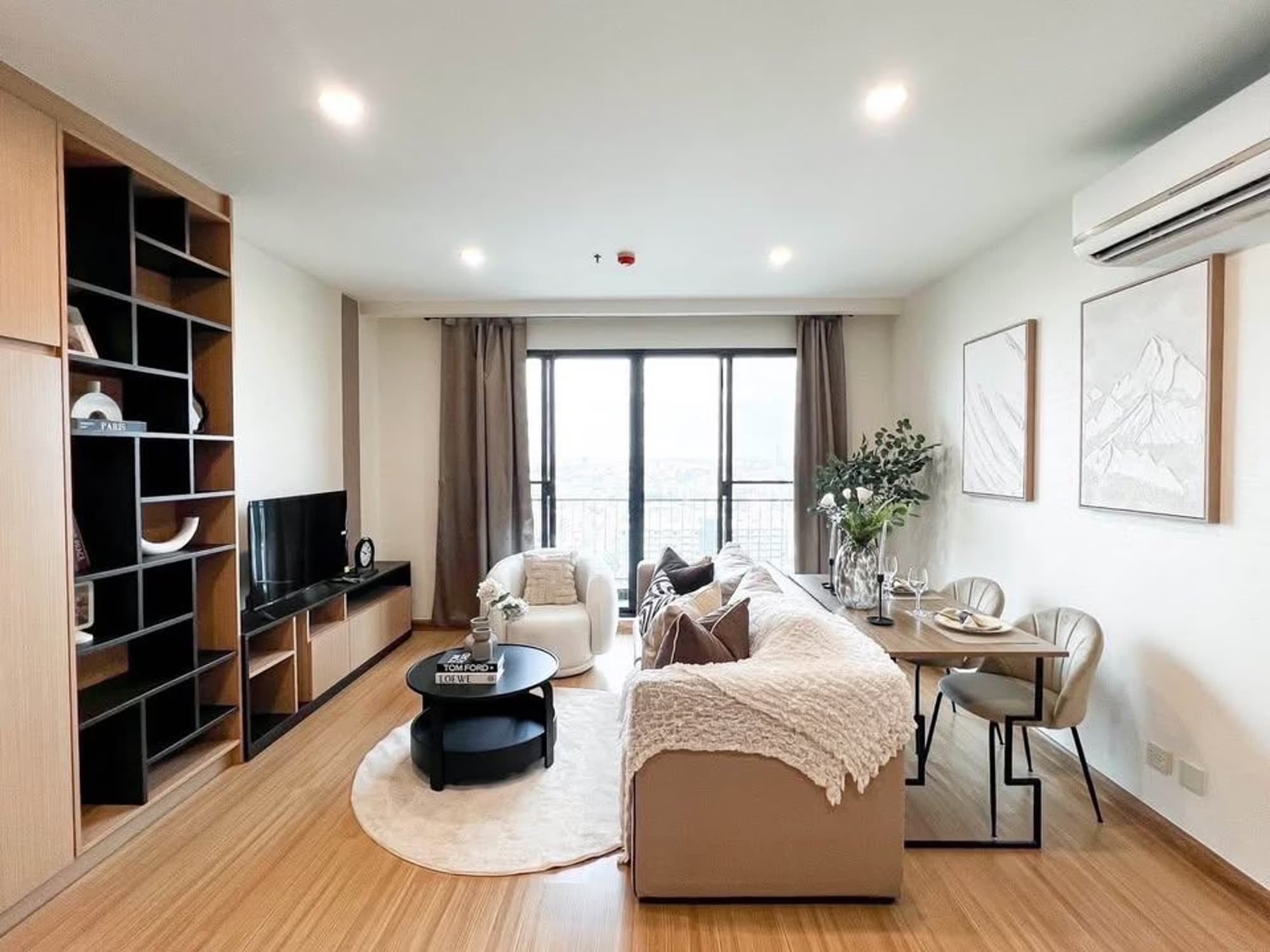2 Bed Condo for Rent in Mueang Samut Prakan - Image 1