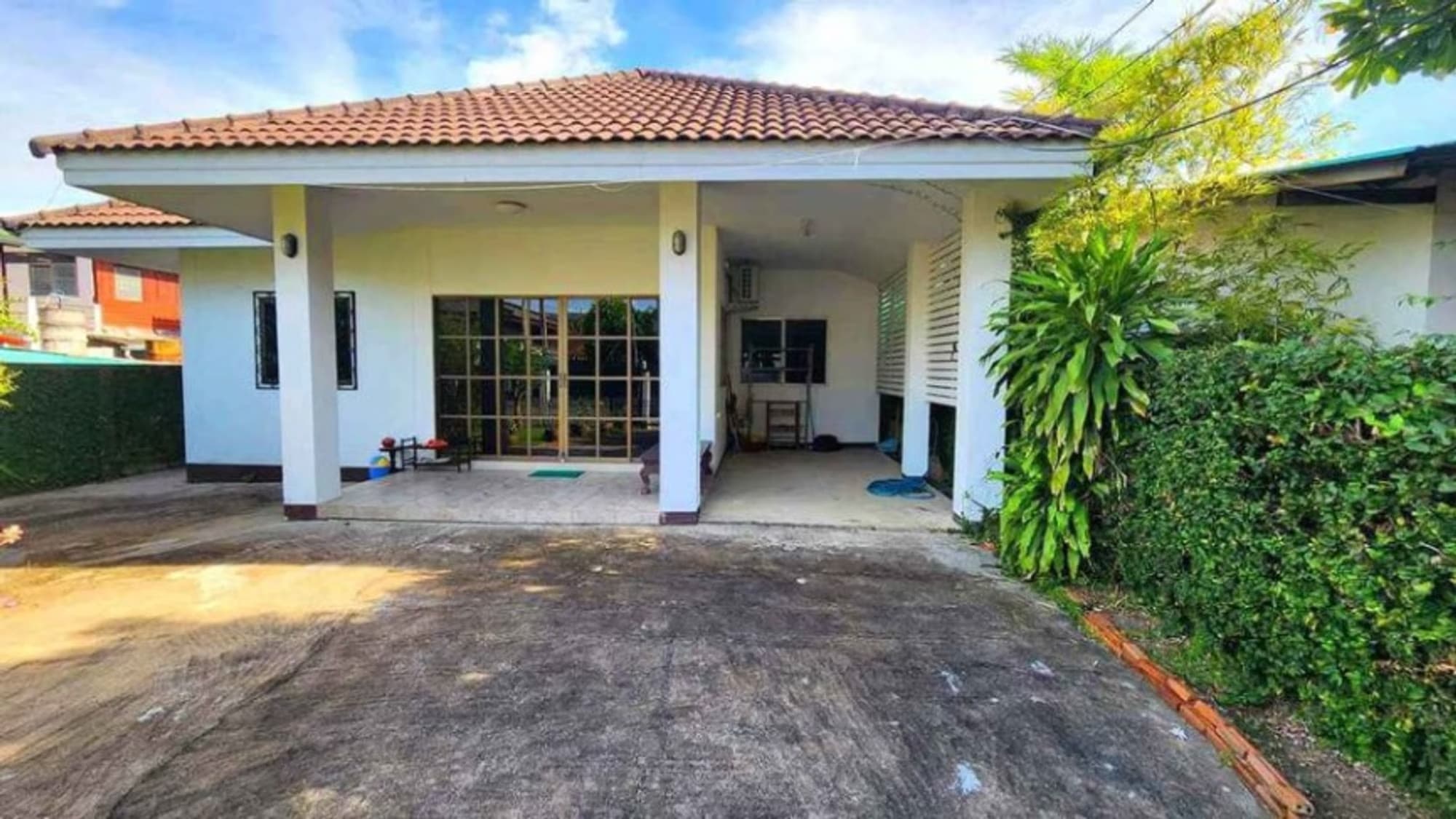 2 Bed House for Rent in Mueang Chiang Mai - Image 1
