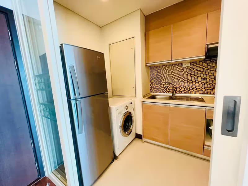 Le Luk Condominium