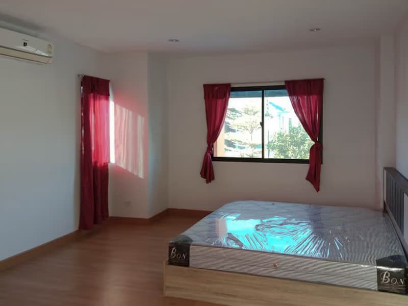3 Bed House for Rent in San Sai