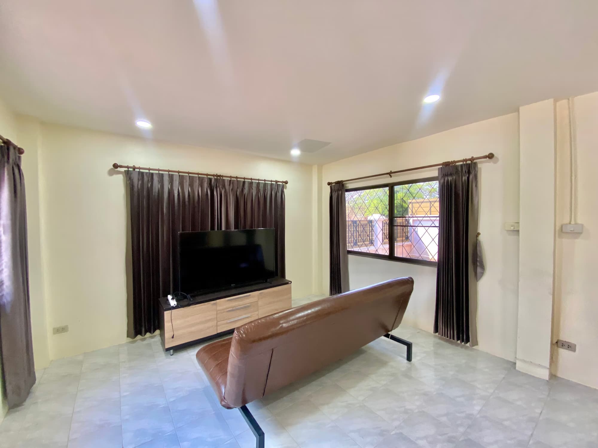 House for Rent in Nam Phrae, Hang Dong.   - Image 2