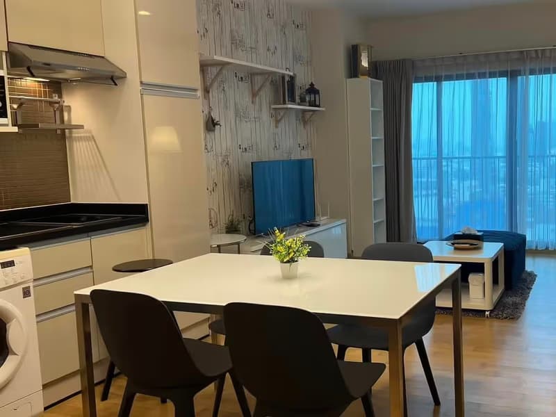 Condo for Rent at Noble Reveal