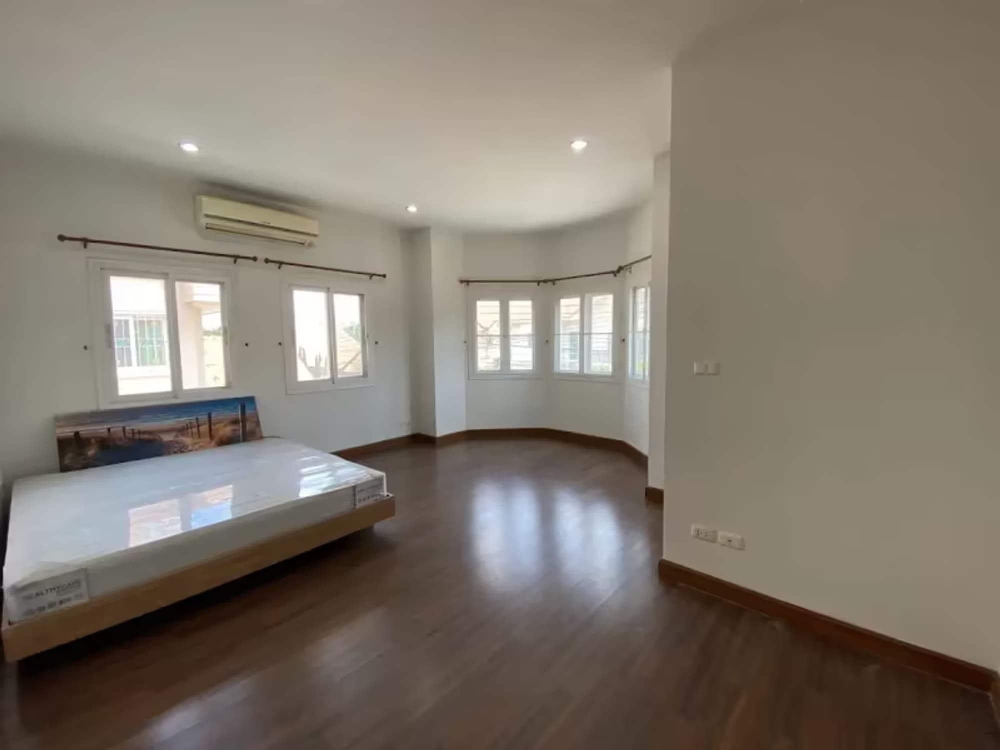 3 Bedroom House - Image 3