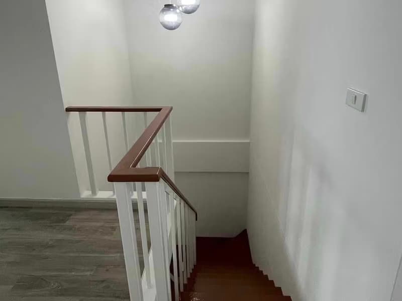 3 Bed Townhouse for Rent in Bang Phli