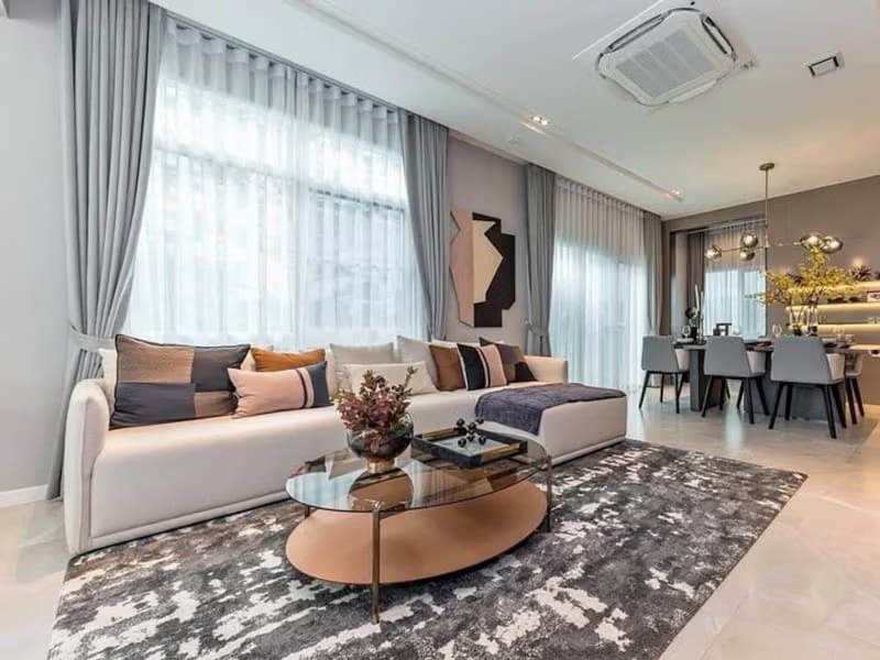 4 Bed House for Rent in Prawet
