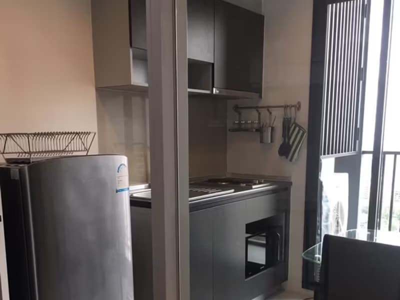 1 Bedroom Condo