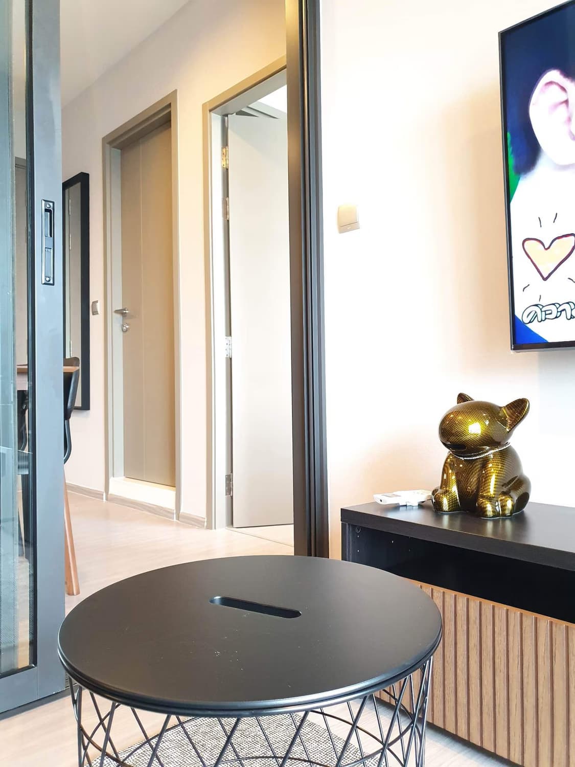 1 Bed Condo for Rent and Sale  Near Phetchaburi MRT - Image 6