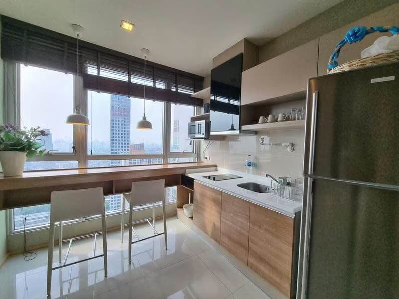1 Bedroom Condo