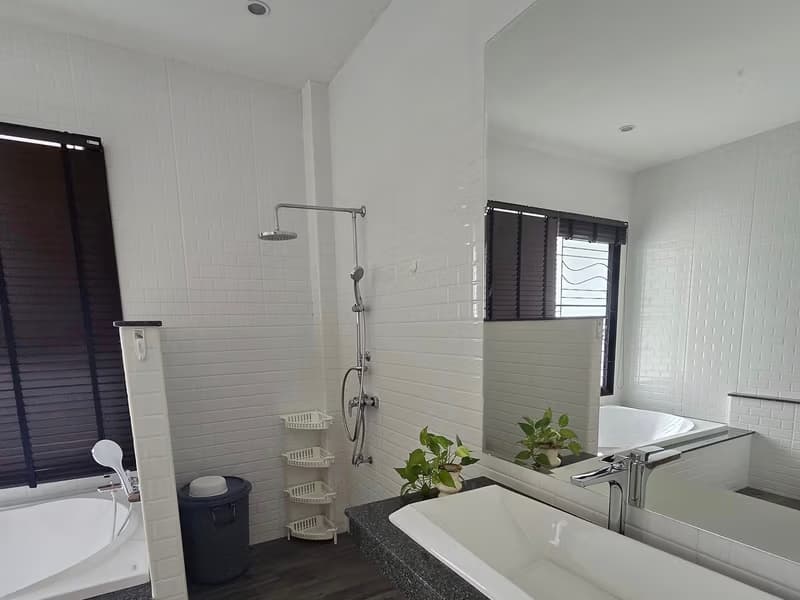 4 Bed House for Rent and Sale in Mueang Chiang Mai
