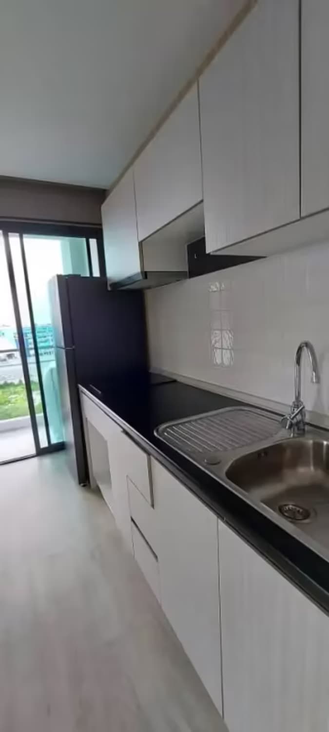 1 Bedroom Condo - Image 1