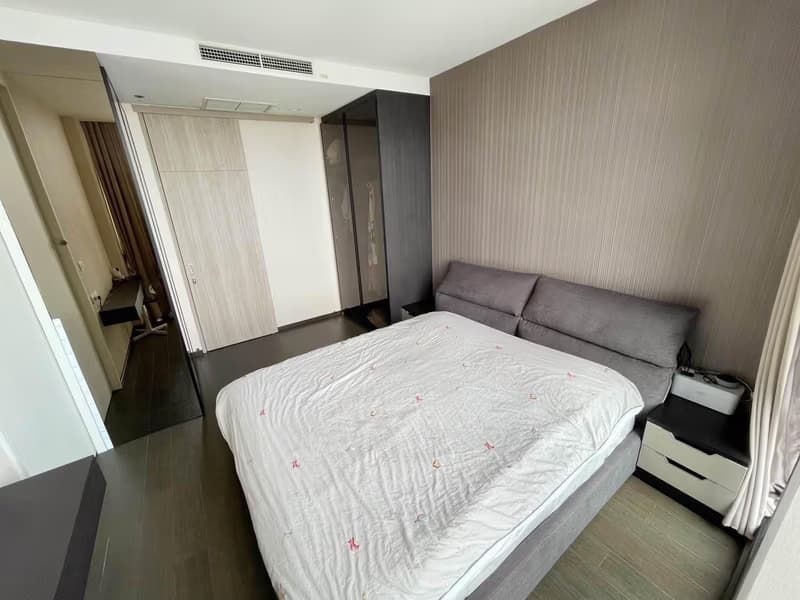 Condo for Rent at Noble Ploenchit