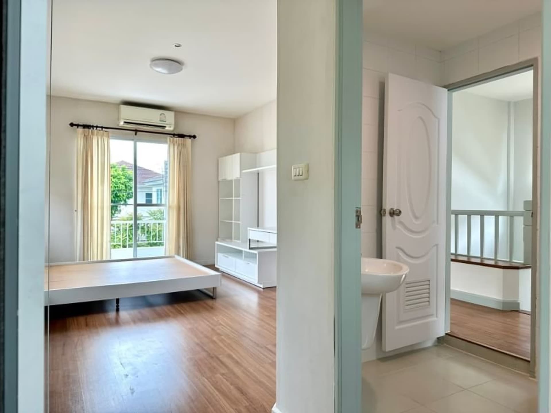  - Image 8