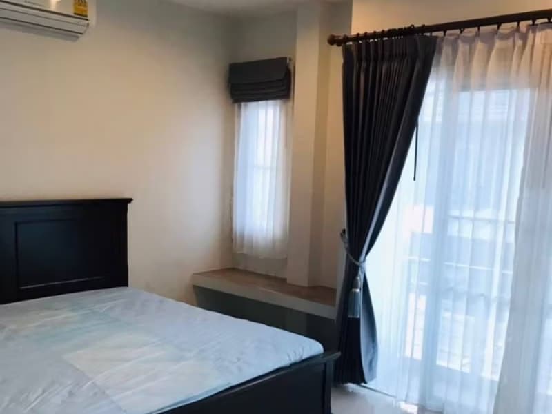 3 Bed House for Rent in Saraphi