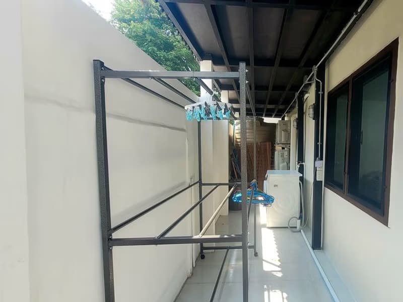 6 Bed House for Rent and Sale in Mueang Chiang Mai