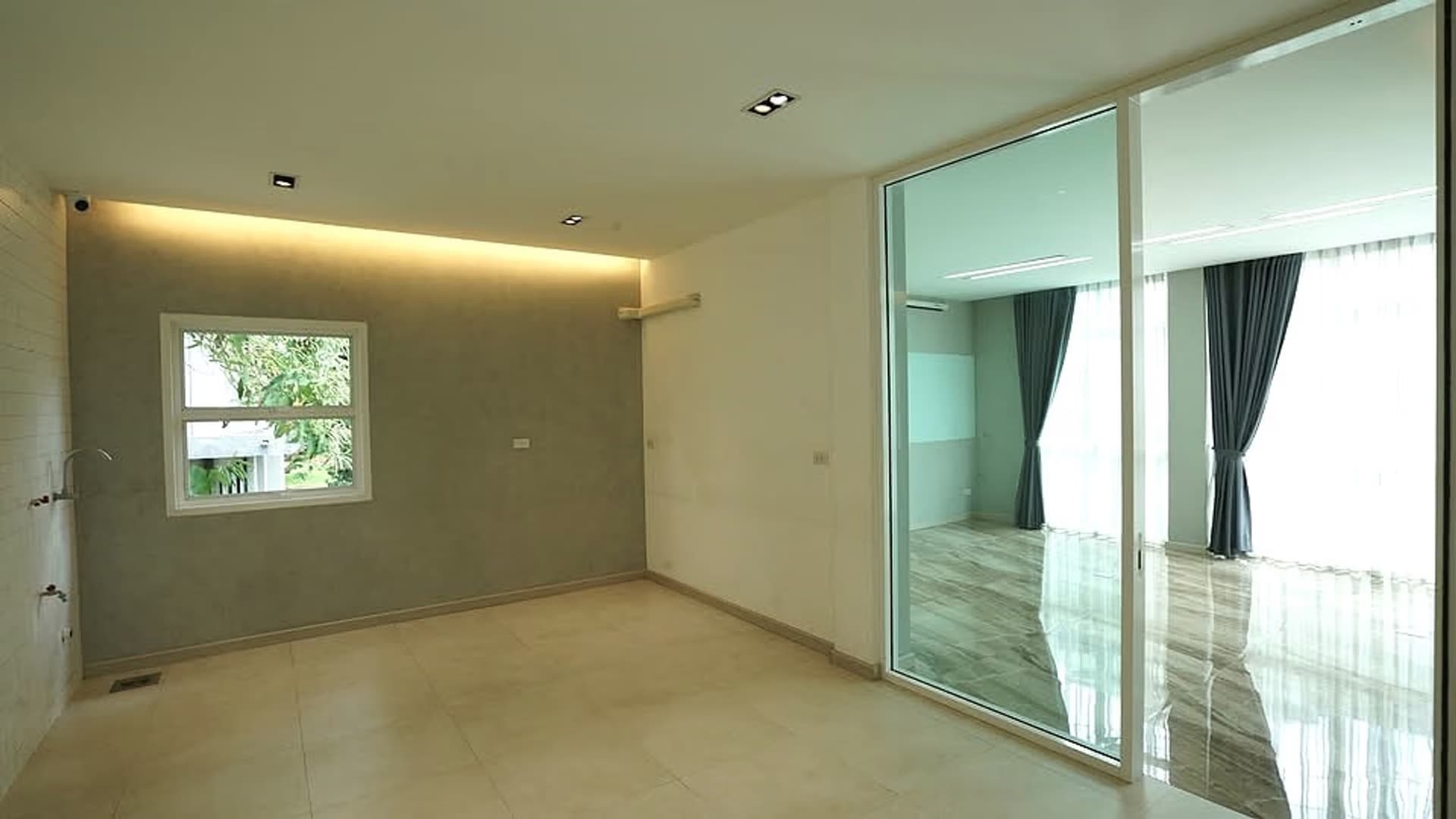 3 卧室 商业 用于 出售 在 Mueang Chiang Mai - Image 9