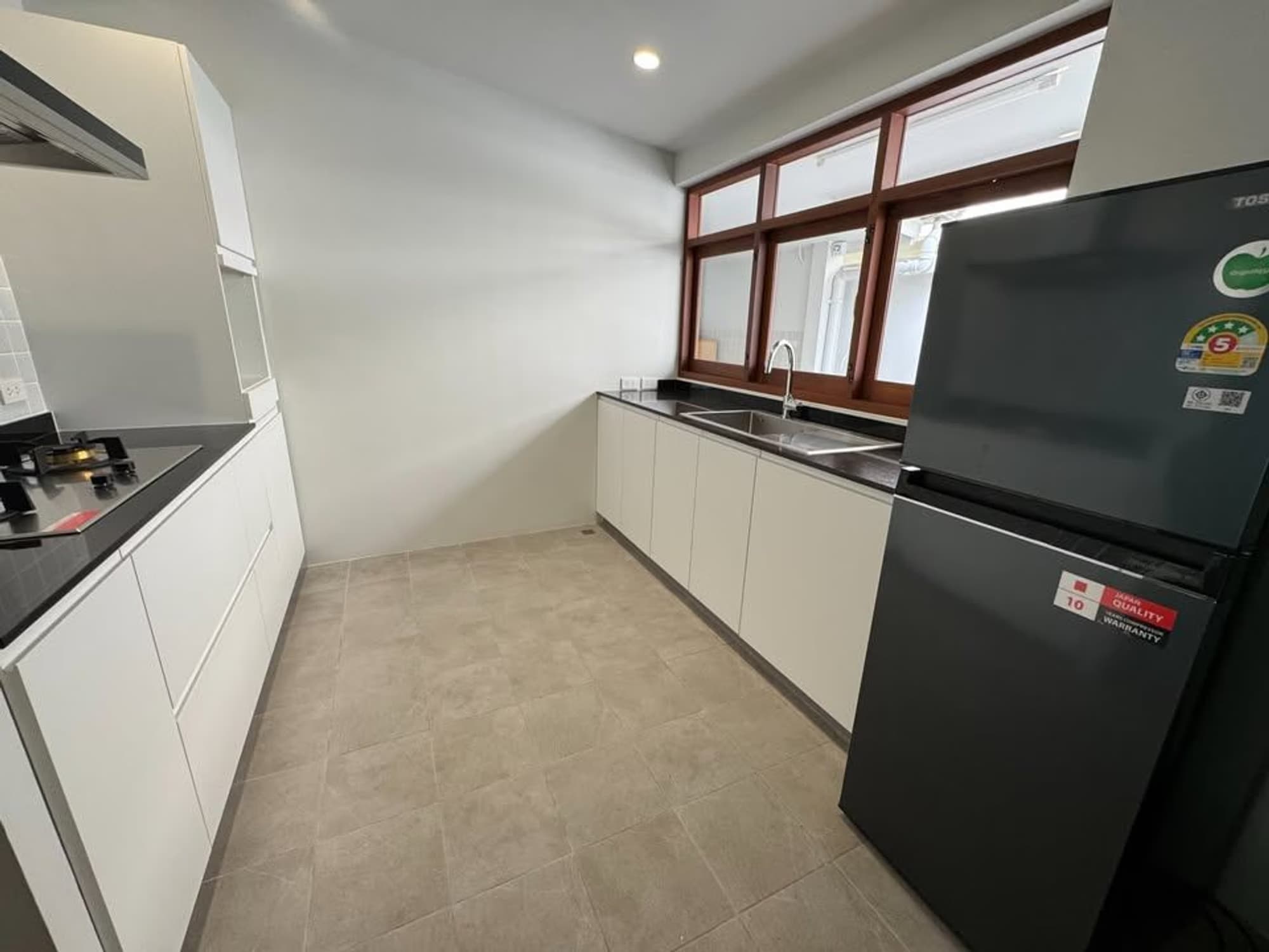 4 Bed House for Rent in Watthana - Image 12