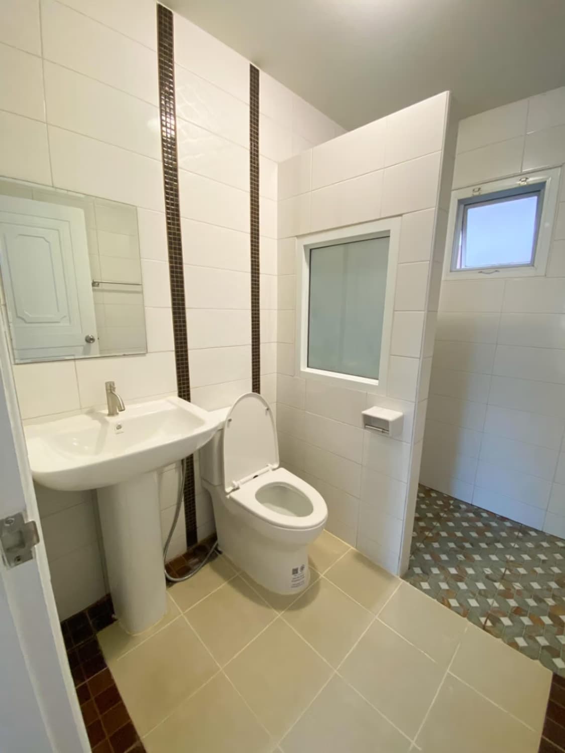 4 Bed House for Sale in Hang Dong District - Image 12