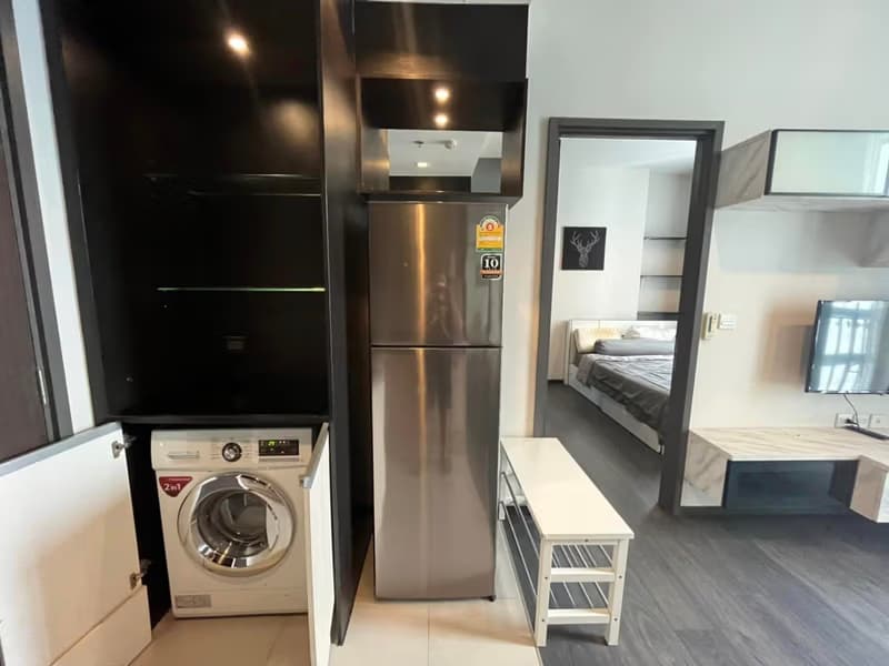 1 Bed Condo for Rent and Sale  Near Asok BTS