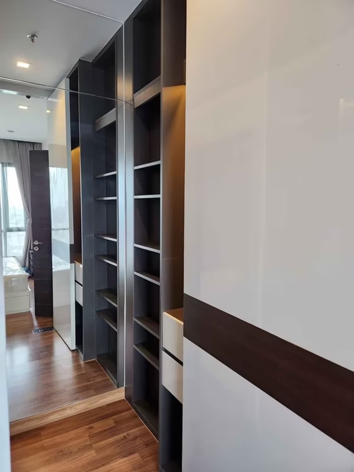 Condo for Sale at Ivy Ampio - Image 9