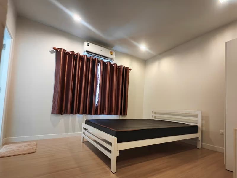 3 Bed Townhouse for Rent in Bang Phli, Samut Prakan