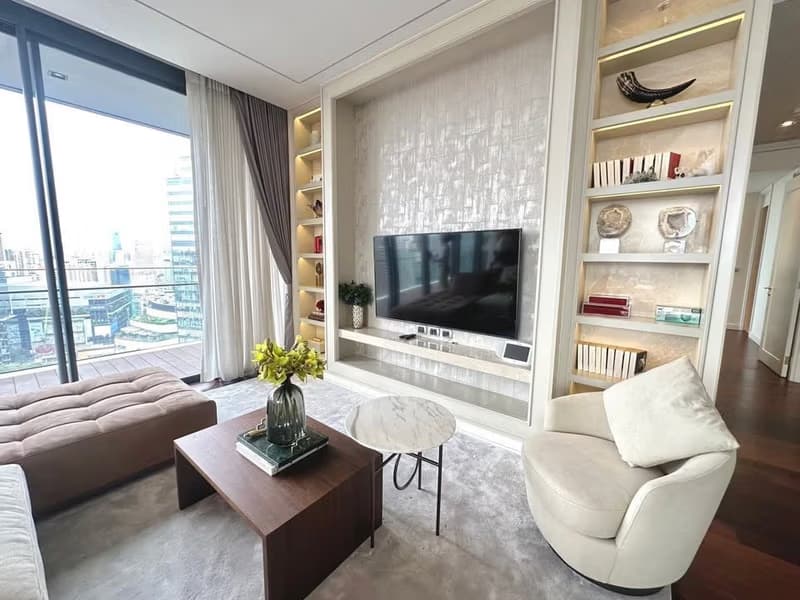 3 Bed Condo for Rent in Watthana