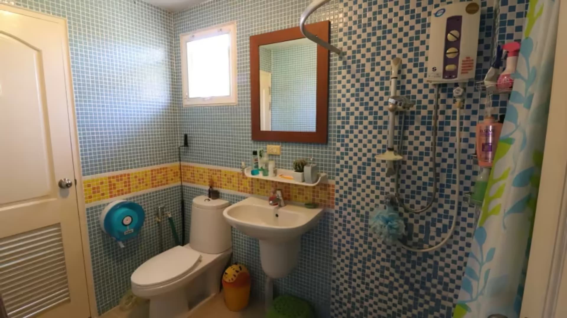 4 Bedroom House - Image 10