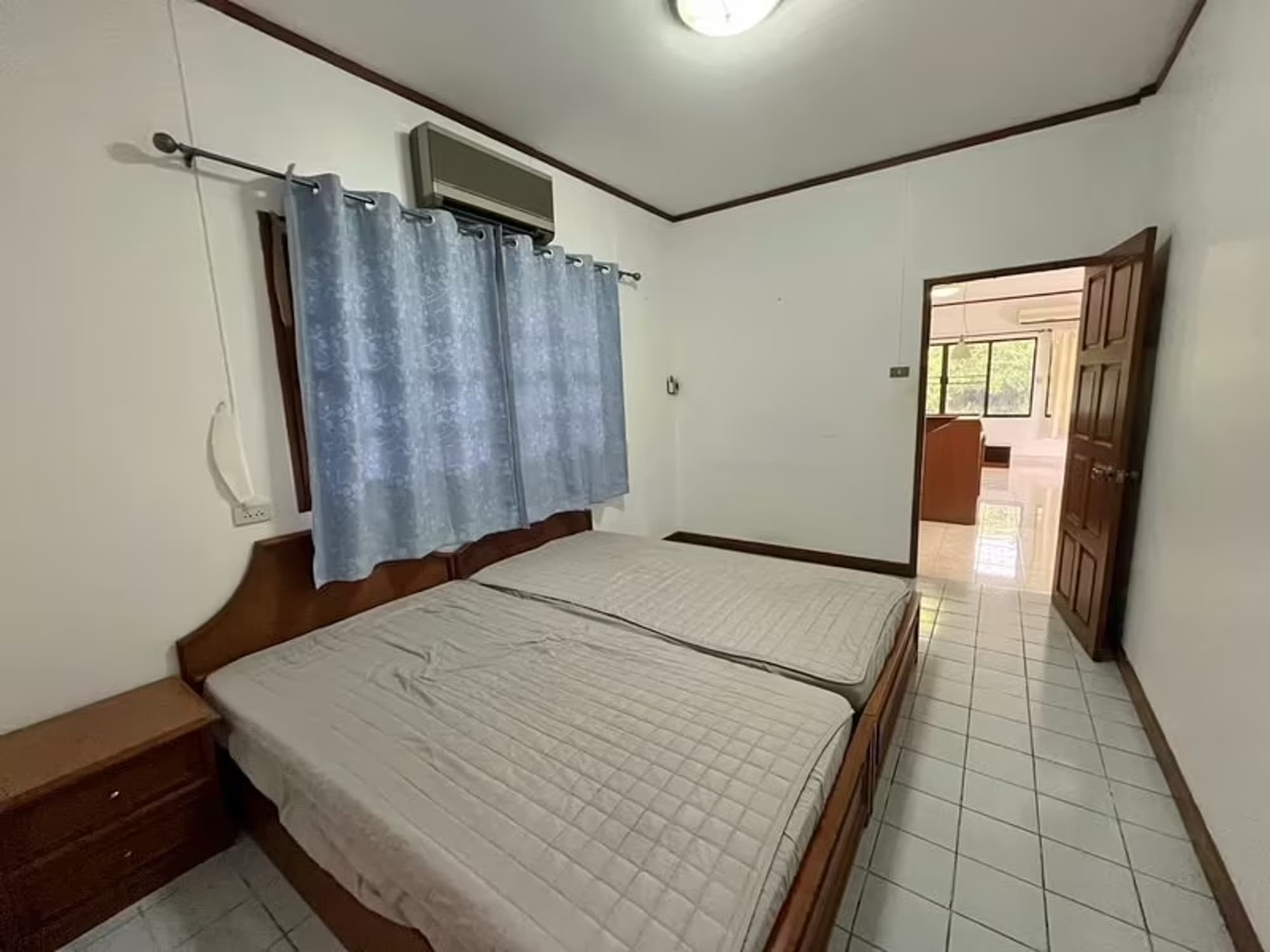 2 Bedroom House - Image 14
