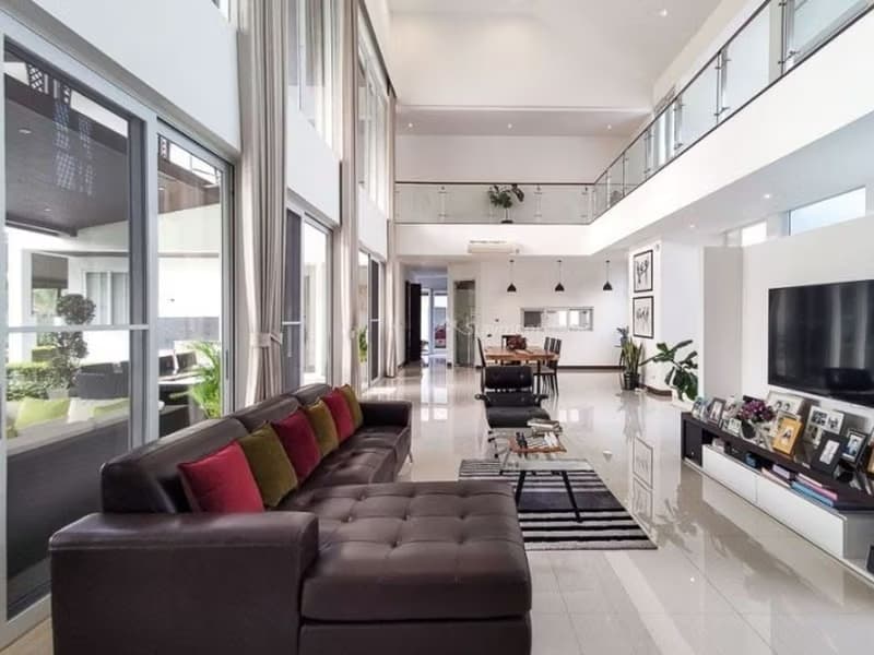 Outstanding Luxury Estate For Sale In Mae Rim