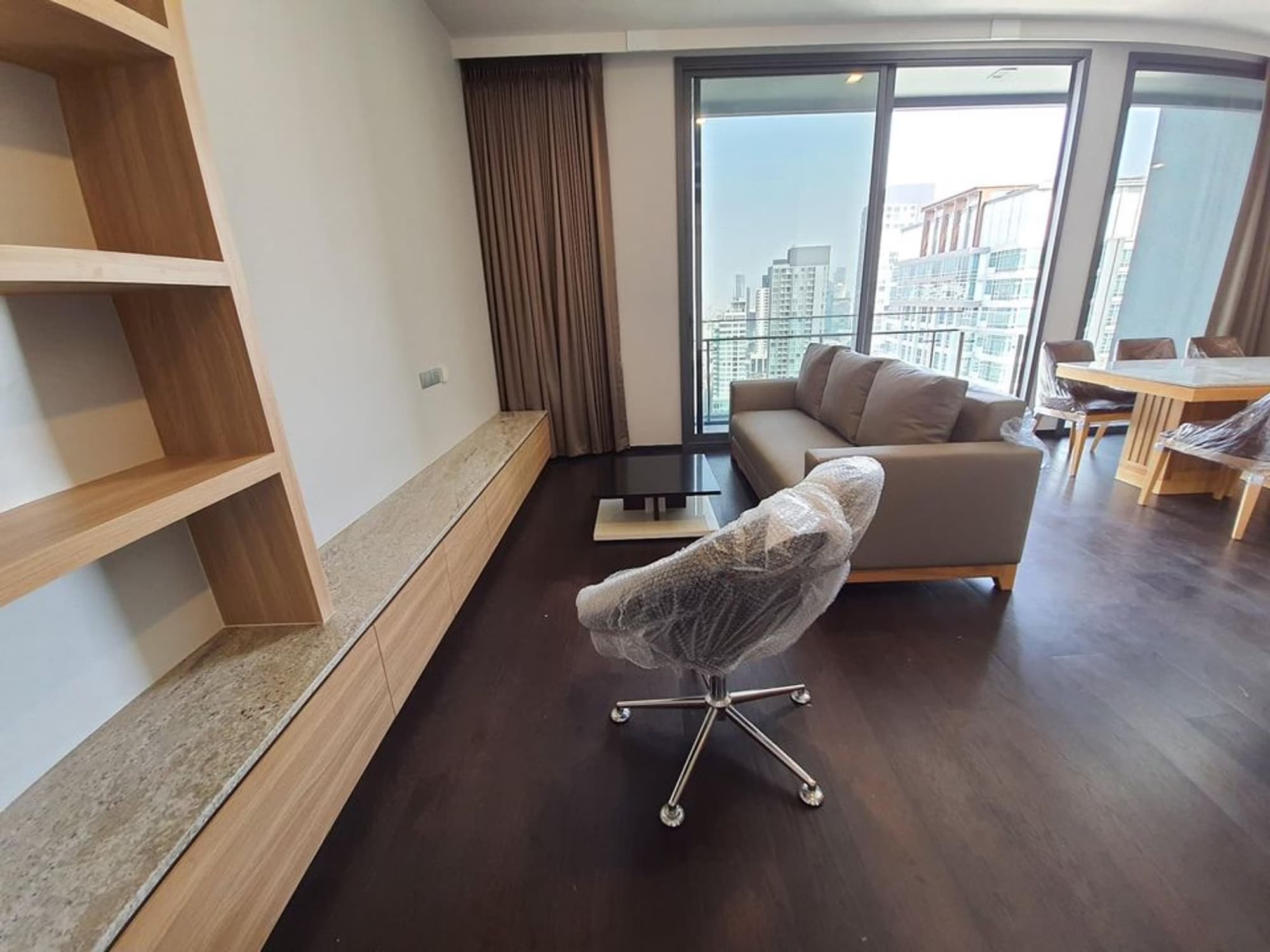 Condo for Rent at Laviq Sukhumvit 57 - Image 2