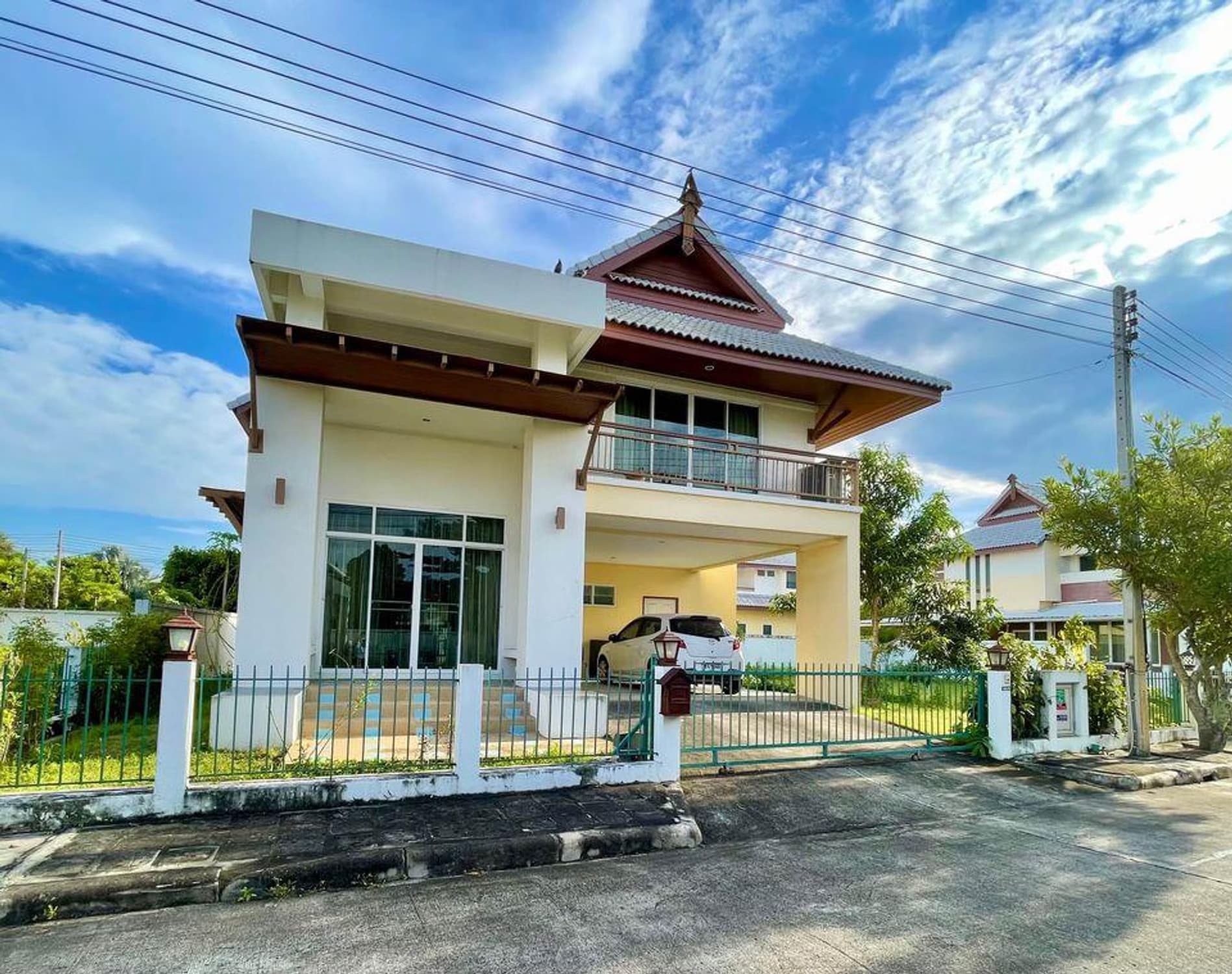 4 Bed House for Sale in Mueang Chiang Mai - Image 1