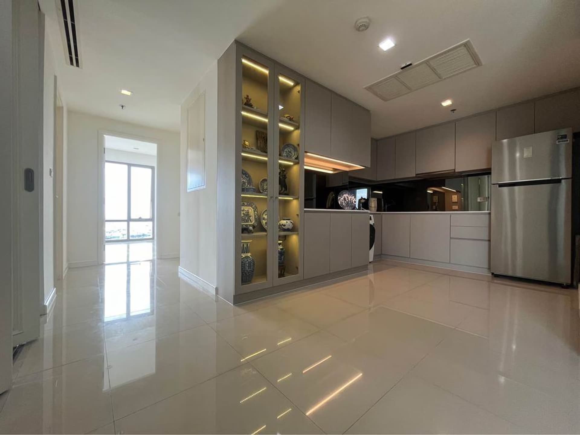 2 Bed Condo for Rent in Bang Kho Laem - Image 4