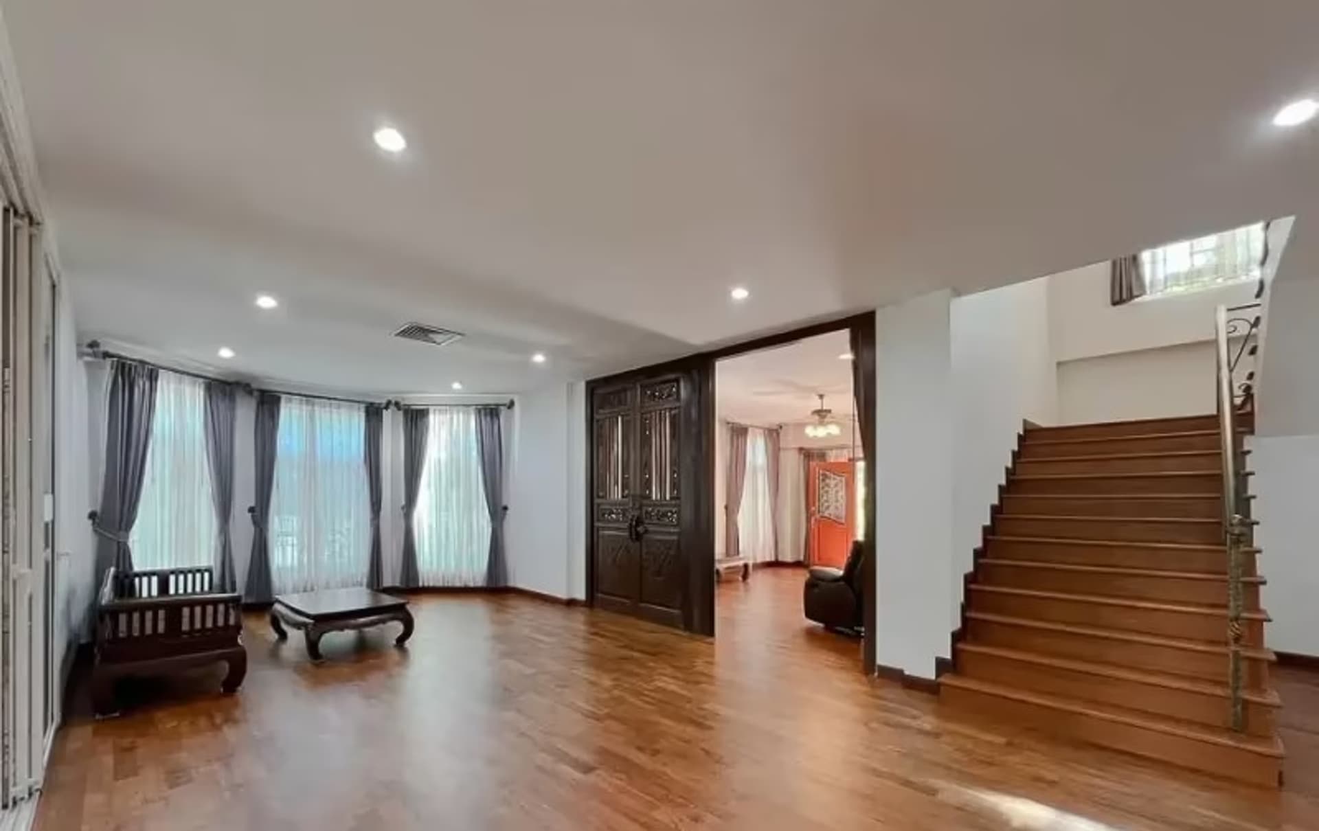 4 Bedroom House - Image 9