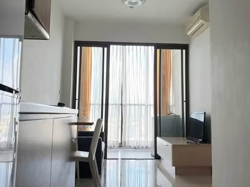 1 Bedroom Condo