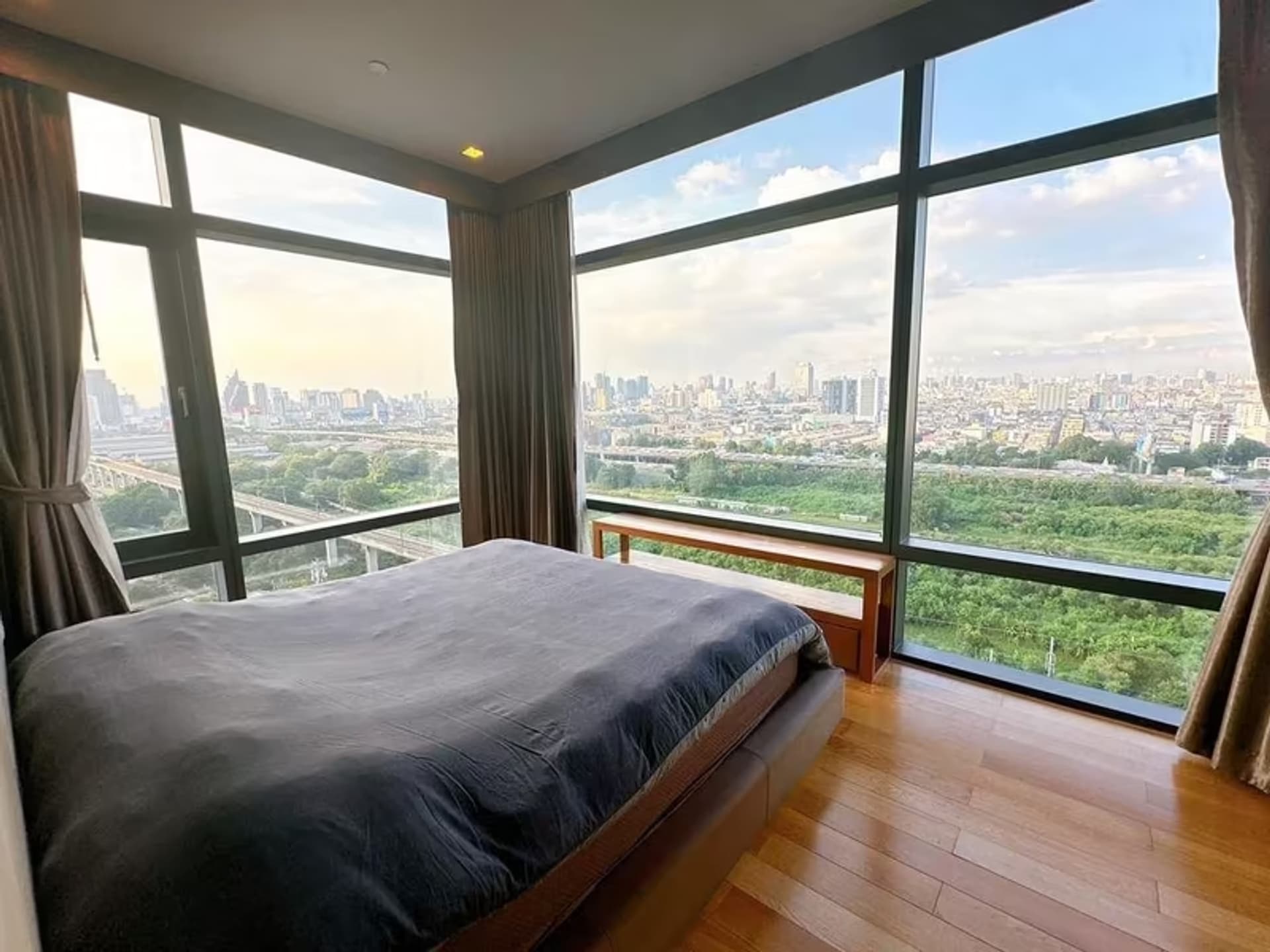 Condo for Rent, Sale at Circle Living Prototype - Image 8