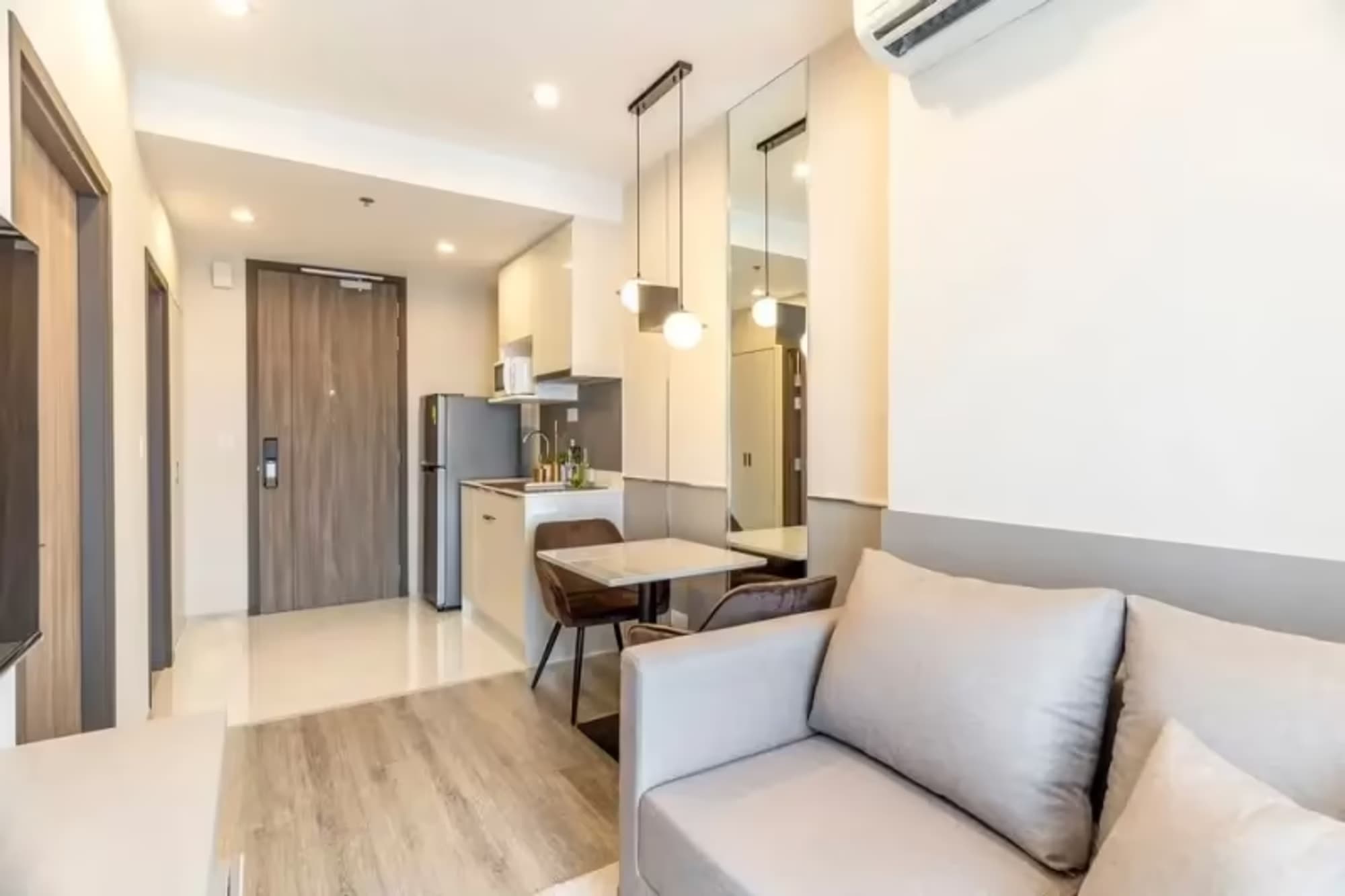 Condo for Rent at Ideo Mobi Sukhumvit 66 - Image 6