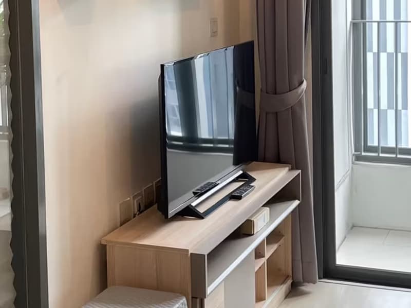 1 Bedroom Condo
