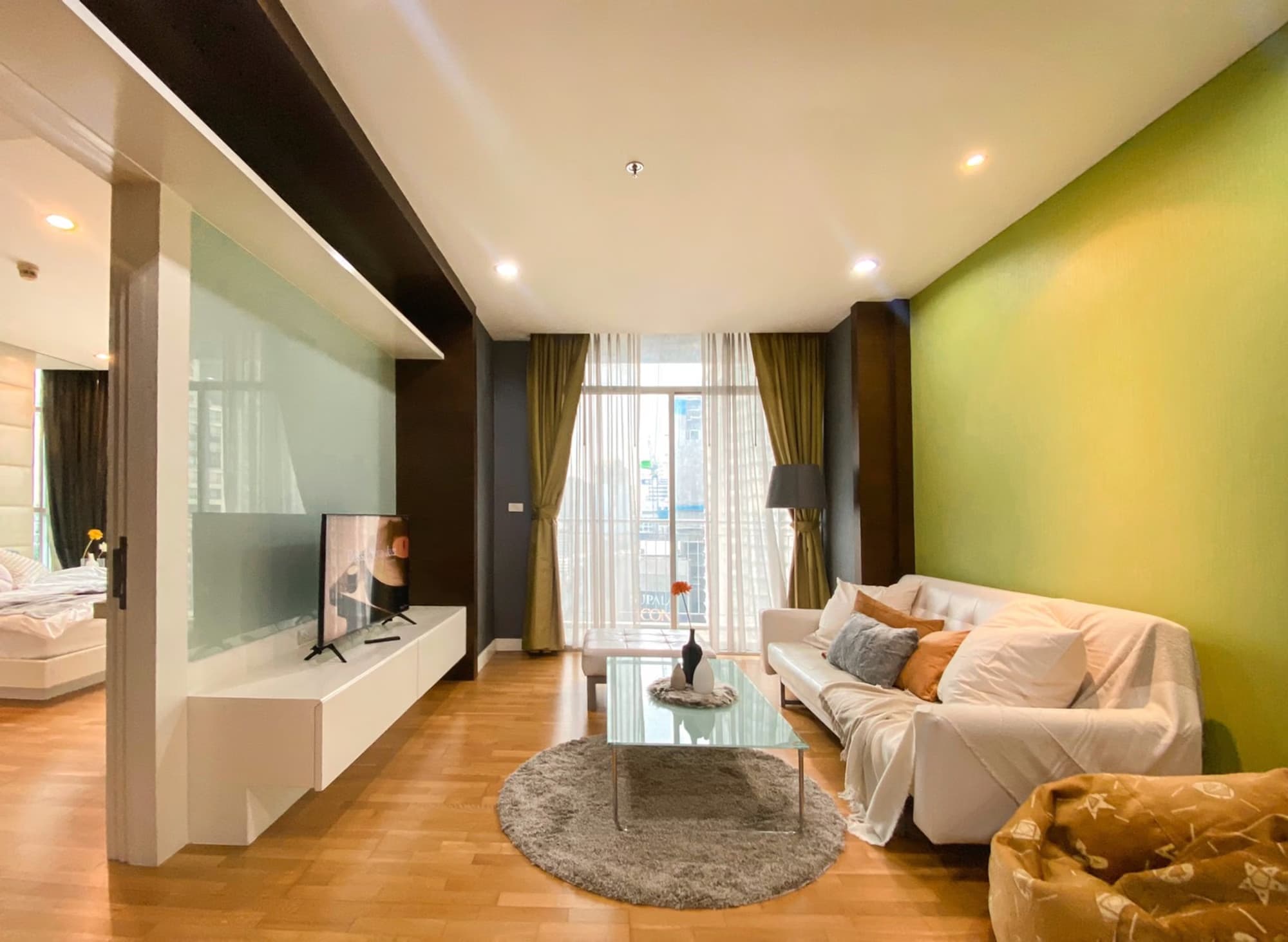 Condo for Rent at Urbana Sathon - Image 1