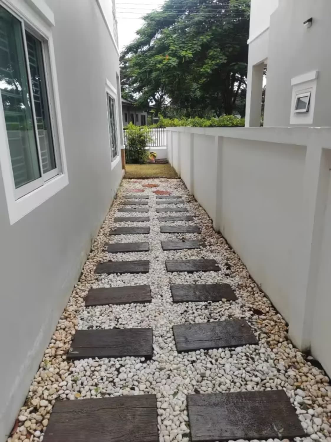 3 Bedroom House - Image 11