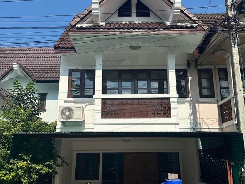 Townhouse for Sale in Ban Waen, Hang Dong