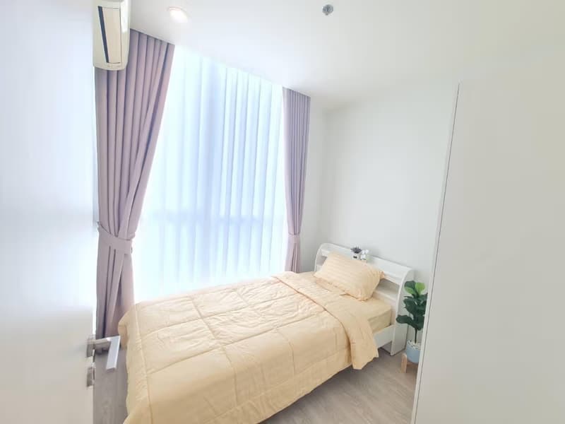 2 Bed Condo for Rent in Huai Khwang