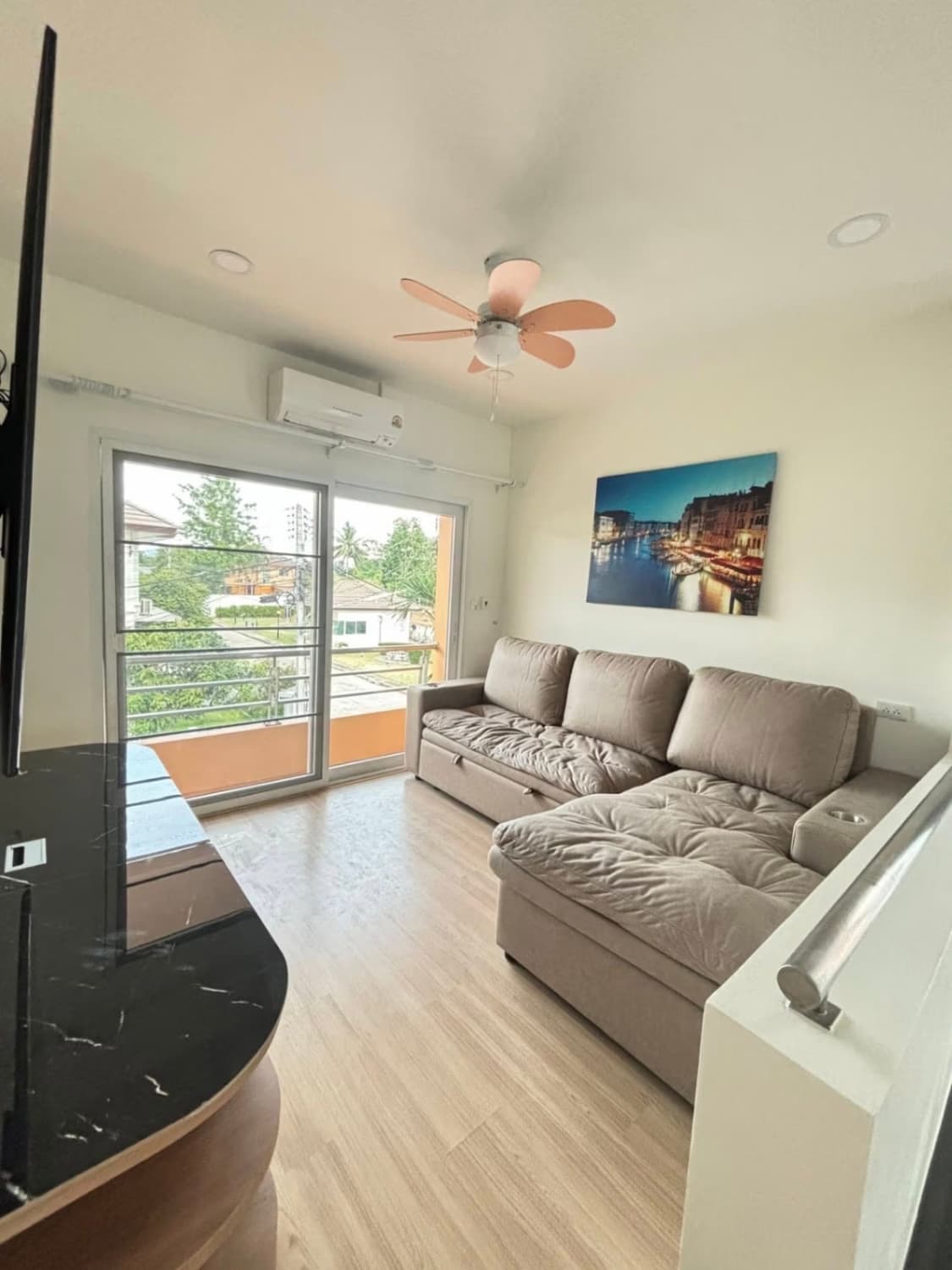 3 Bed House for Rent and Sale in Saraphi - Image 6