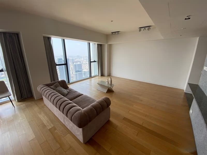 3 Bed Condo for Sale in Sathon