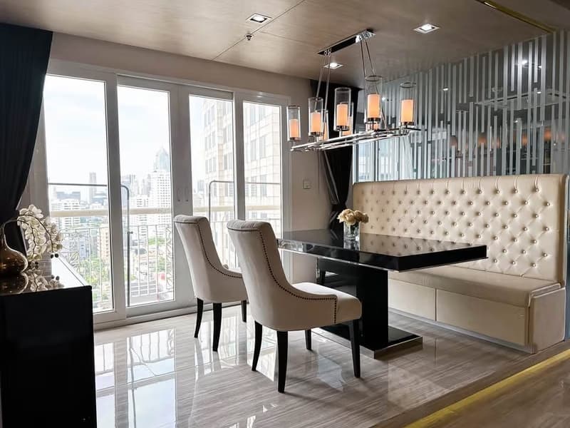 3 Bed Condo for Rent in Khlong Toei