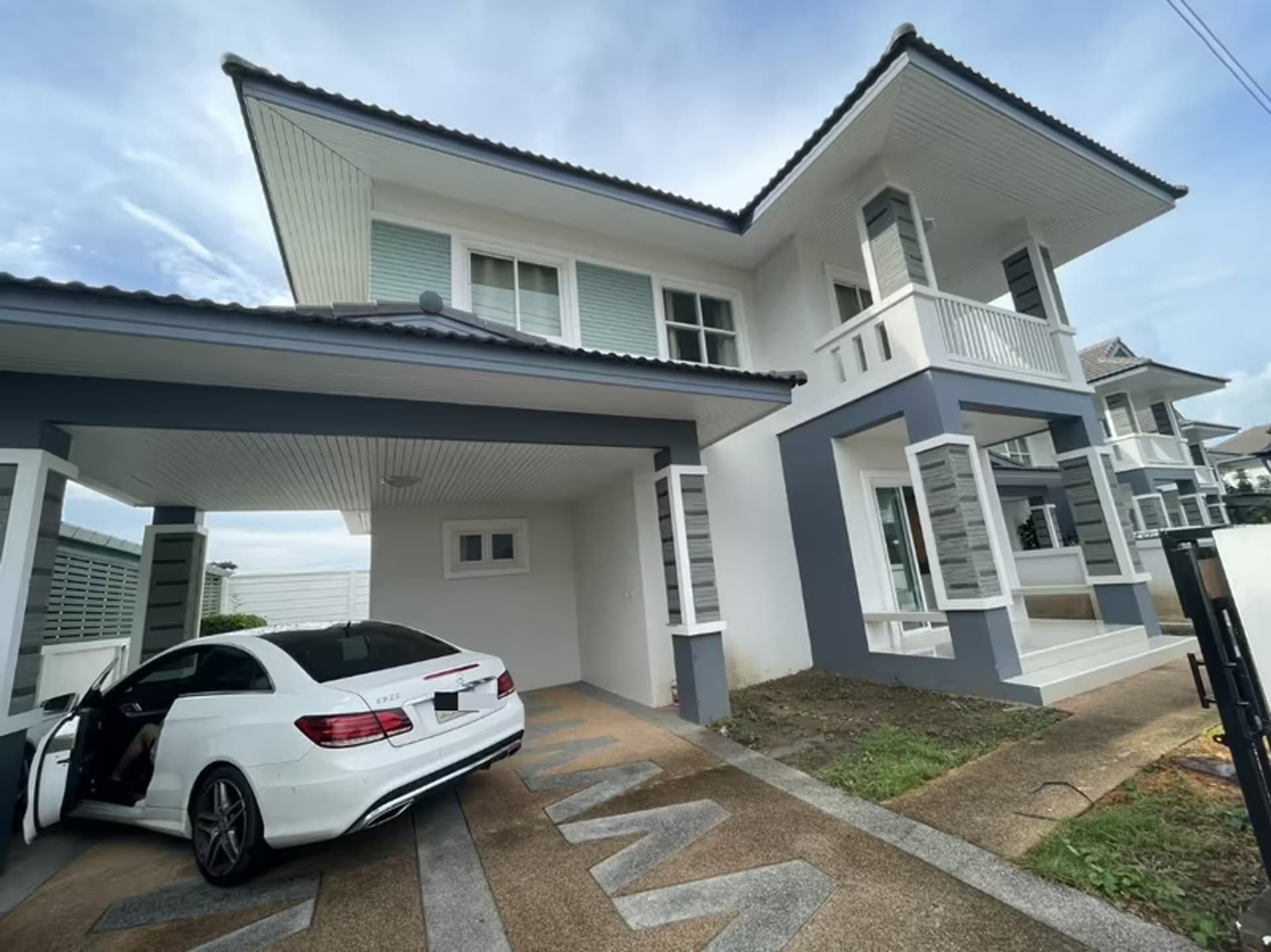 3 Bedroom House - Image 2
