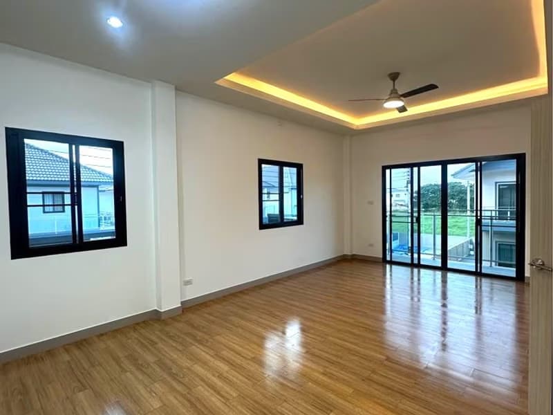 4 Bed House for Sale in San Sai District