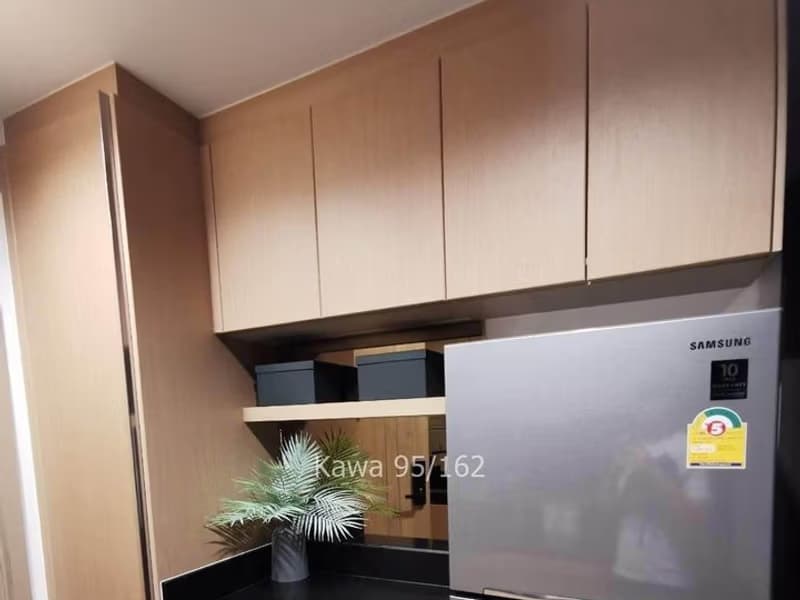 1 Bedroom Condo