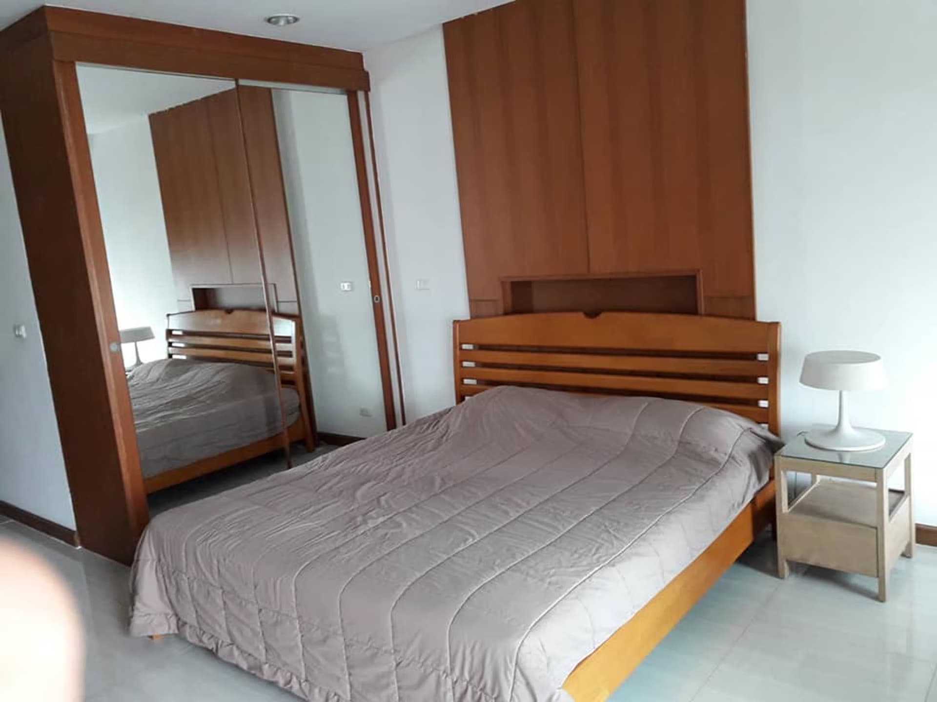 1 Bed Condo for Rent in Ratchathewi - Image 1