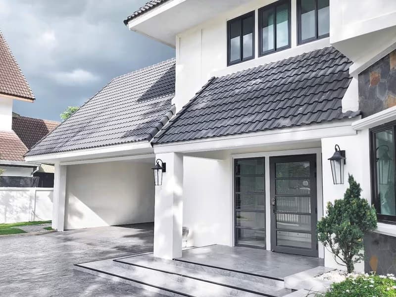 5 Bed House for Sale in San Kamphaeng