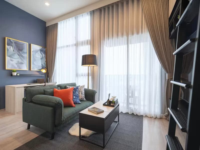 1 Bedroom Condo